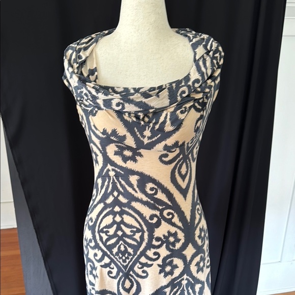 Cosmo*L Elegant Patterned Stretchy Dress, Med - Picture 11 of 11